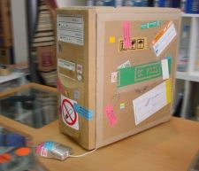pc en carton.jpg